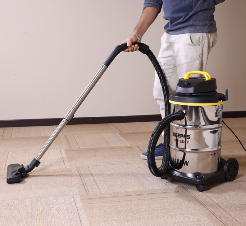 VACUUM CLEANER WET & DRY, 2300W, 23L